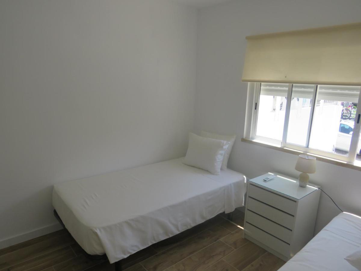 Moradia Geminada V2- Piscina Privada Villa Куартейра Екстериор снимка